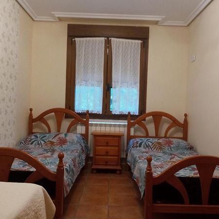 Vivienda Turistica San Martin Apartment Sotés Екстериор снимка