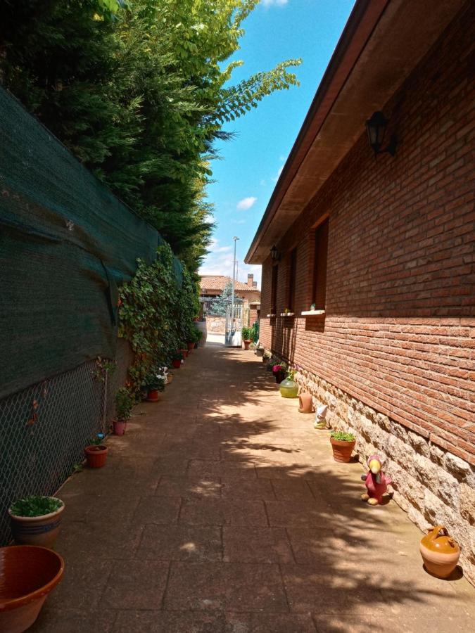 Vivienda Turistica San Martin Apartment Sotés Екстериор снимка