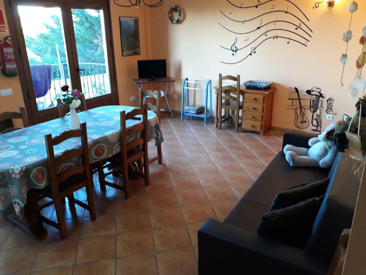 Vivienda Turistica San Martin Apartment Sotés Екстериор снимка